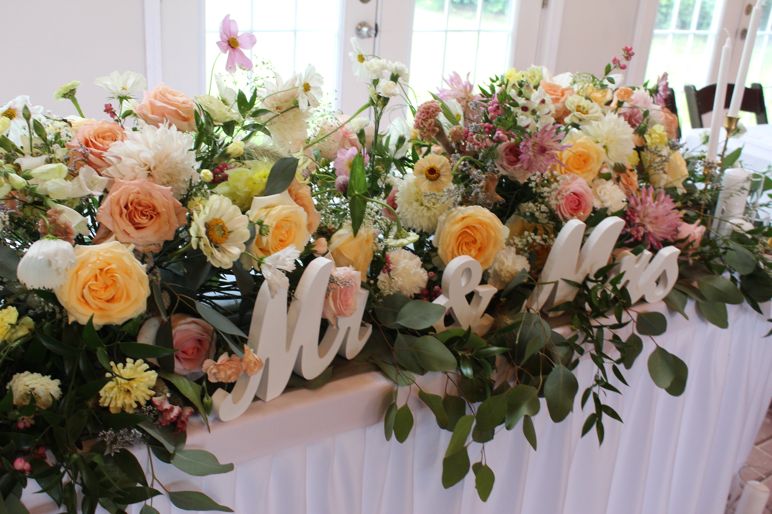 sweetheart table wedding flowers at Becker Farms, by B's Flowers LLC in Gasport, NY
