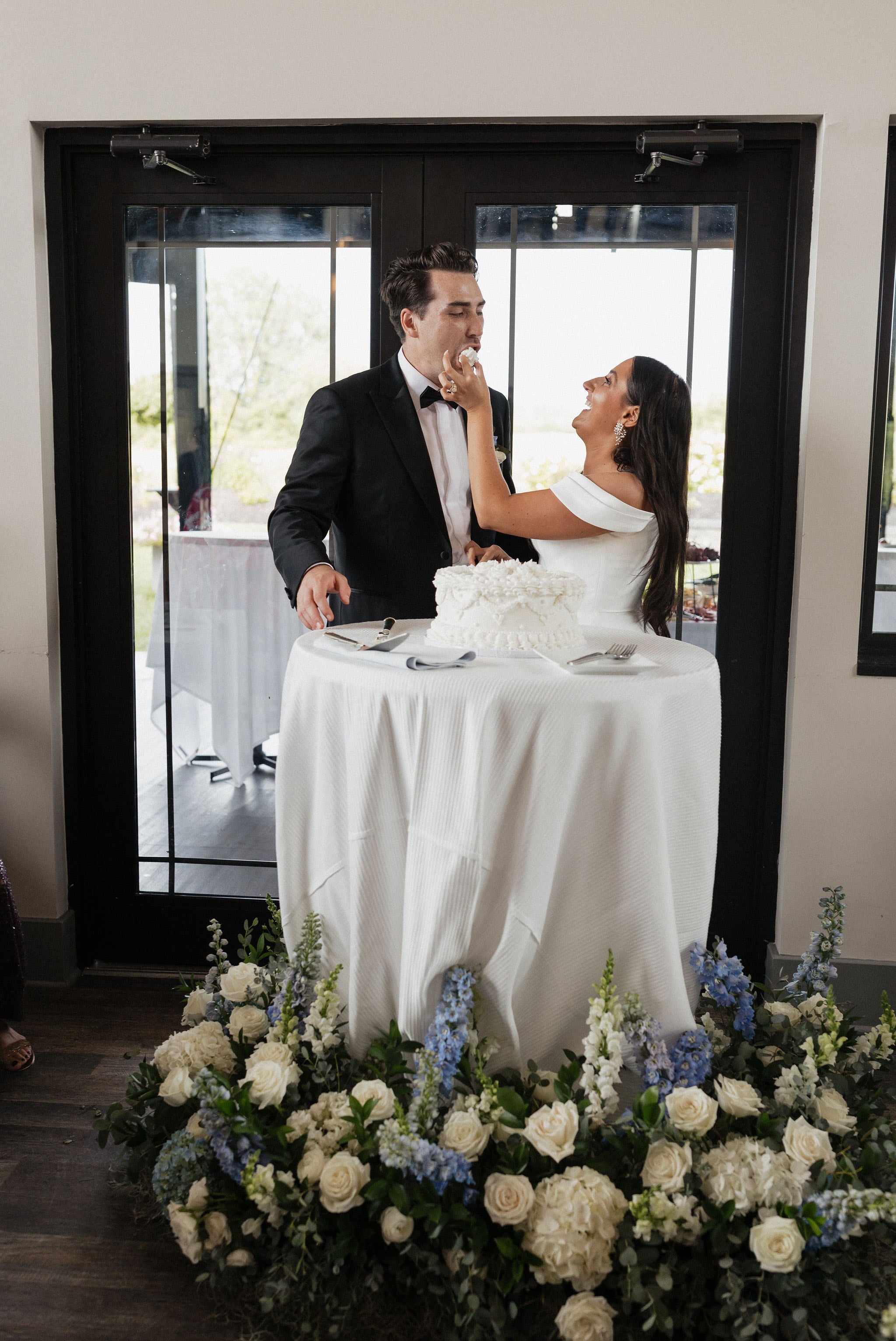 blue and white cake flowers by frase flowers assisted by B's Flowers LLC at the Sterling, Akron, NY, Scottiebe photo 