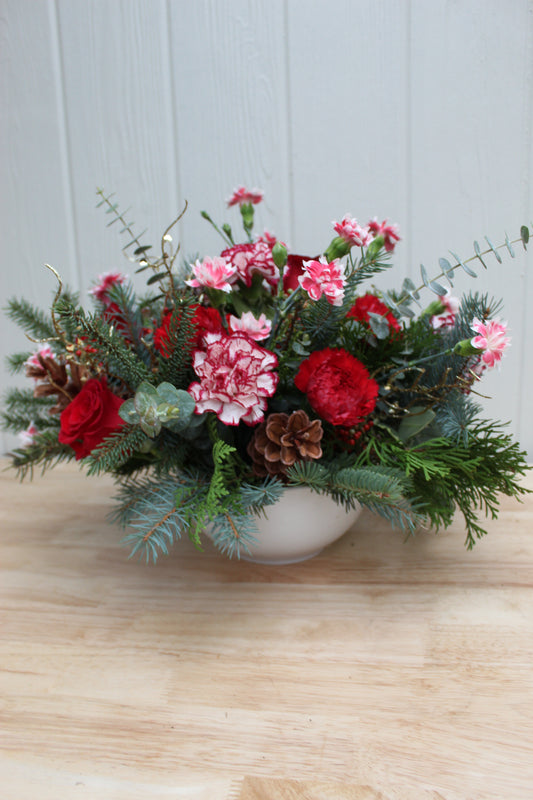 Christmas Centerpiece (Large - 16 inches wide)