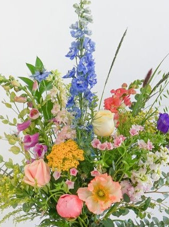 CLASS: June Flowers - Colorful & Wild Look, Arranging Class, Wine, and Cookie (Crown Cookie Co.) THURS 06/13 6p-7:15p